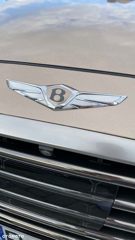 Hyundai Genesis - 11