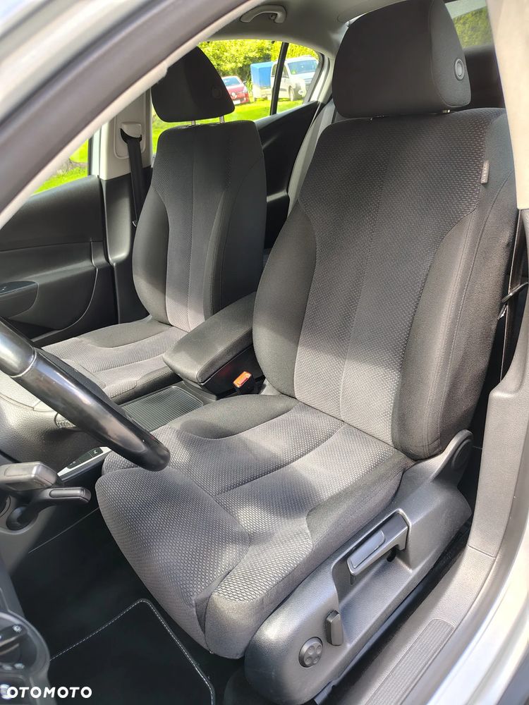 Volkswagen Passat 2.0 TDI DPF Comfortline - 13