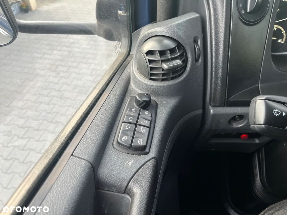 Mercedes-Benz ATEGO 1527 - 40