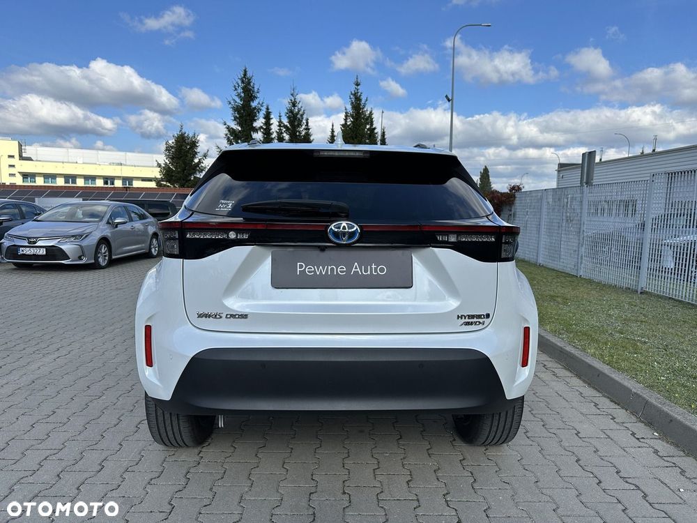 Toyota Yaris Cross Hybrid 1.5 Comfort 4x4 - 30