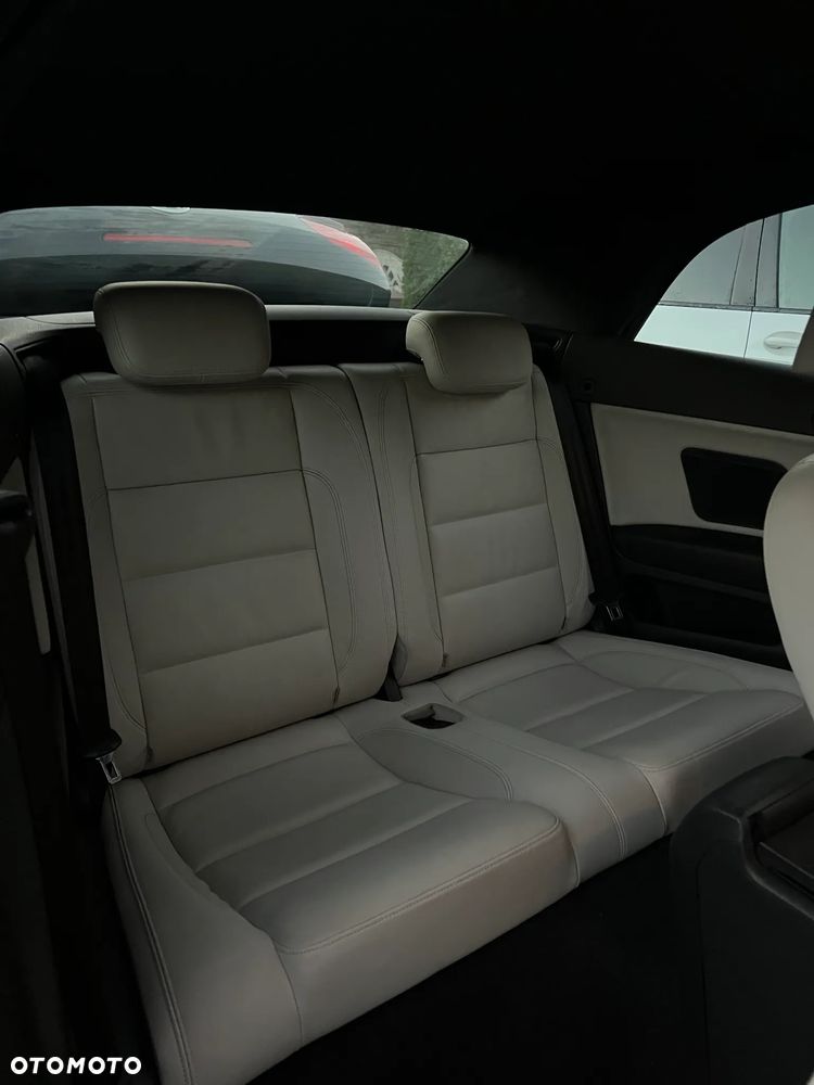 Volkswagen Golf - 16