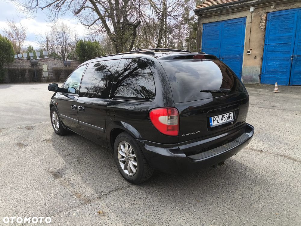 Chrysler Grand Voyager 2.8 CRD LX - 3
