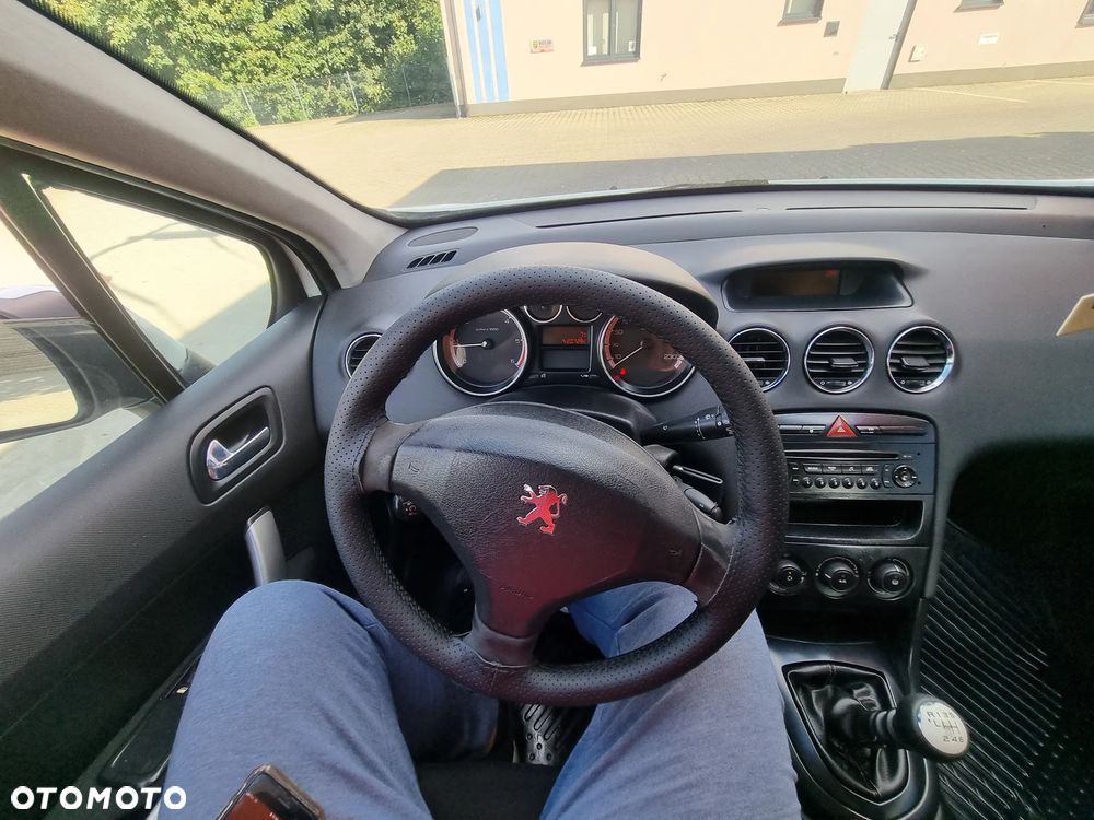 Peugeot 308 1.6 HDi Premium - 12