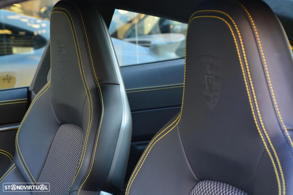 Porsche 911 (992) Turbo S PDK - 42