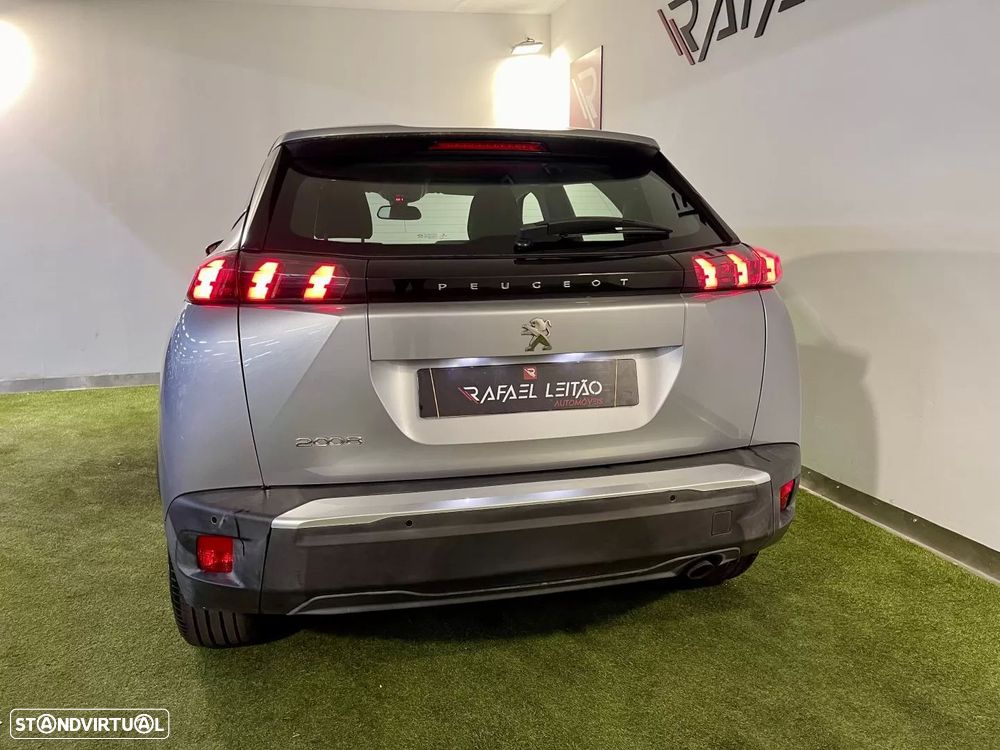 Peugeot 2008 1.2 PureTech Active - 9