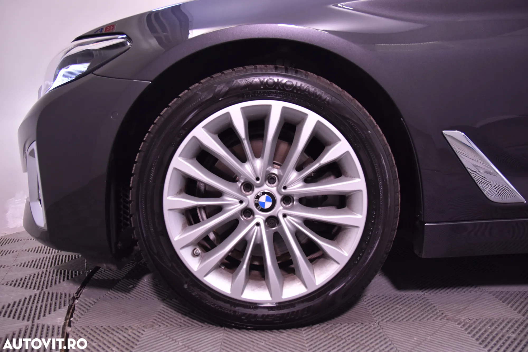 BMW Seria 5 520d xDrive Aut. Luxury Line - 13