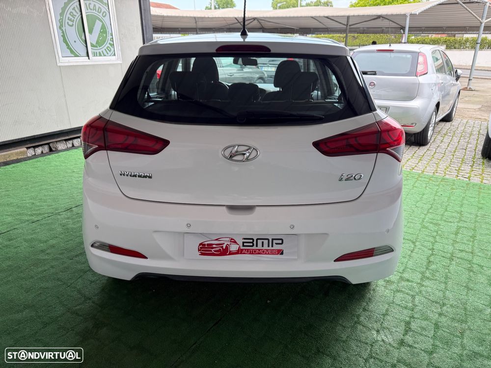Hyundai i20 1.2 Blue LED - 7