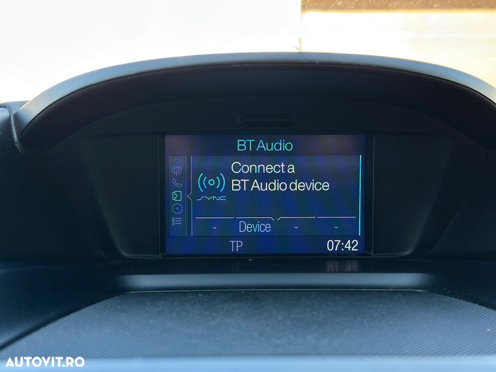 Ford Kuga 2.0 TDCi 4x4 SYNC - 31