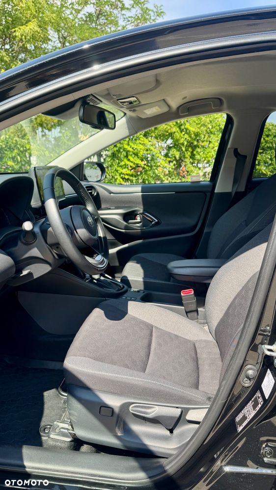 Toyota Yaris - 16