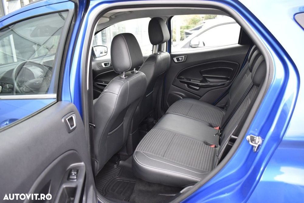 Ford EcoSport - 36