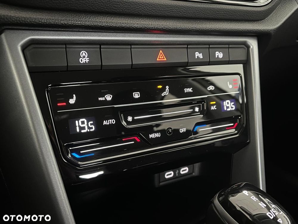 Volkswagen T-Roc 1.5 TSI Life DSG - 24