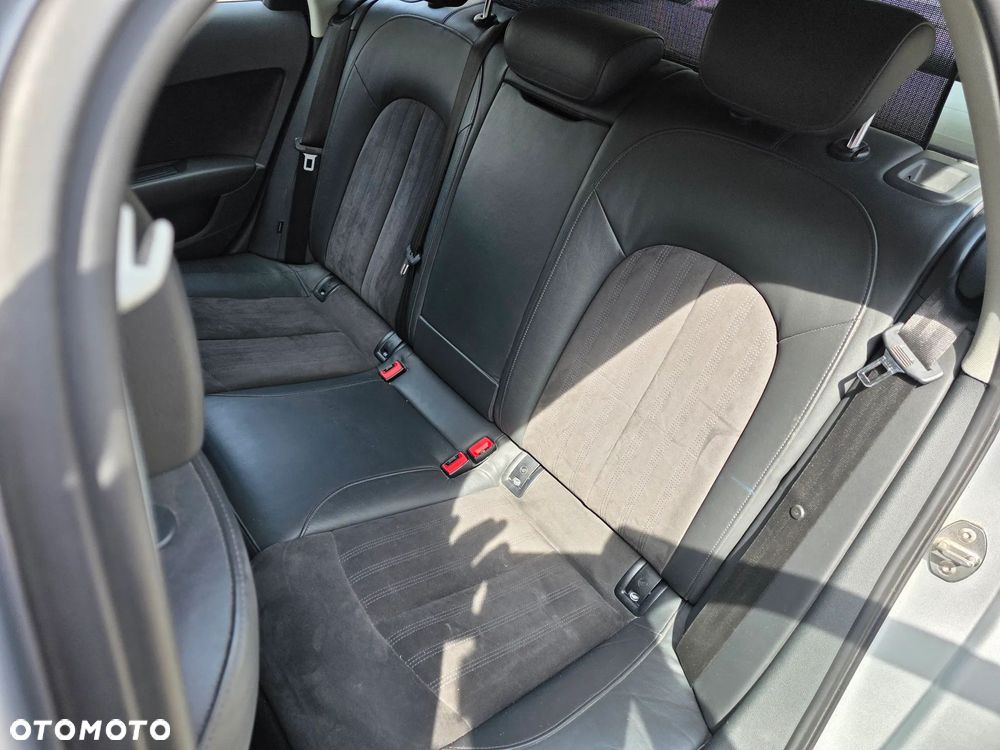 Audi A6 Avant 3.0 TDI DPF quattro S tronic - 35