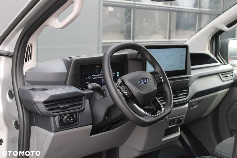 Ford Transit Custom 320 L2H1 Trend PHEV CVT 2.5 232KM - 9