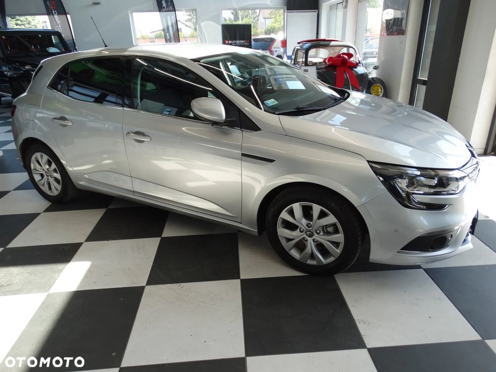 Renault Megane ENERGY TCe 100 INTENS - 11