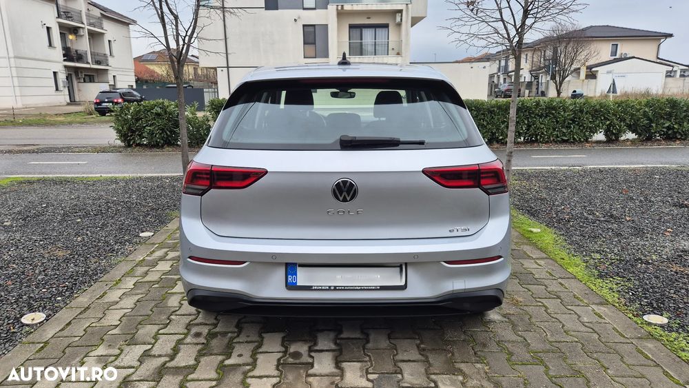 Volkswagen Golf 1.0 eTSI DSG MHEV Life - 5