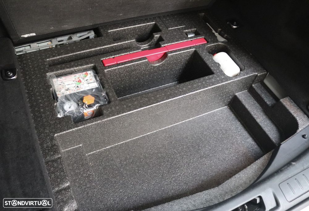 Land Rover Range Rover Evoque 2.0 TD4 Pure - 36