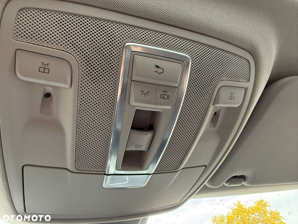 Mercedes-Benz ML - 9