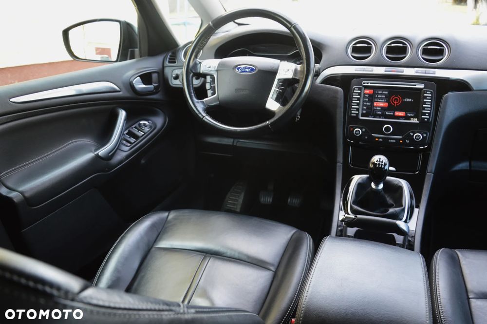 Ford S-Max - 15
