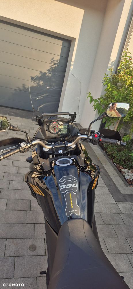 Suzuki V-STROM - 11