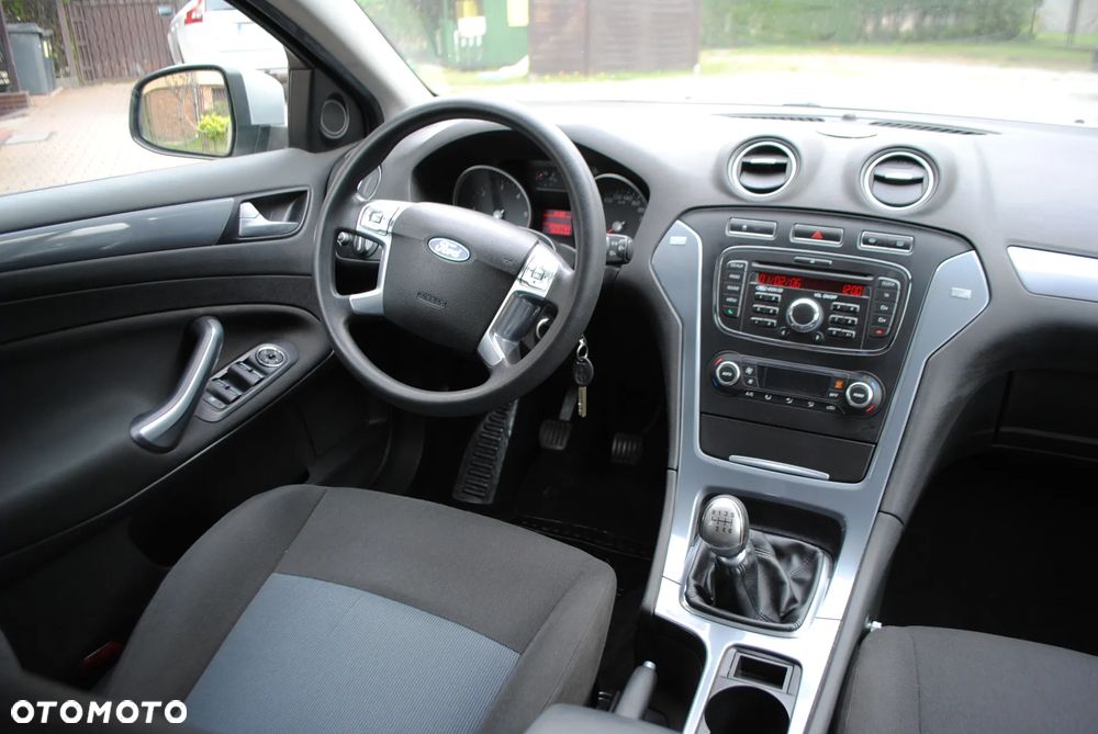 Ford Mondeo 2.0 TDCi Gold X - 9