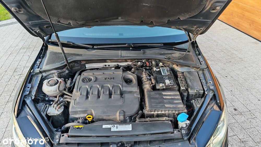 Volkswagen Golf Variant 1.6 TDI BMT Highline DSG - 27