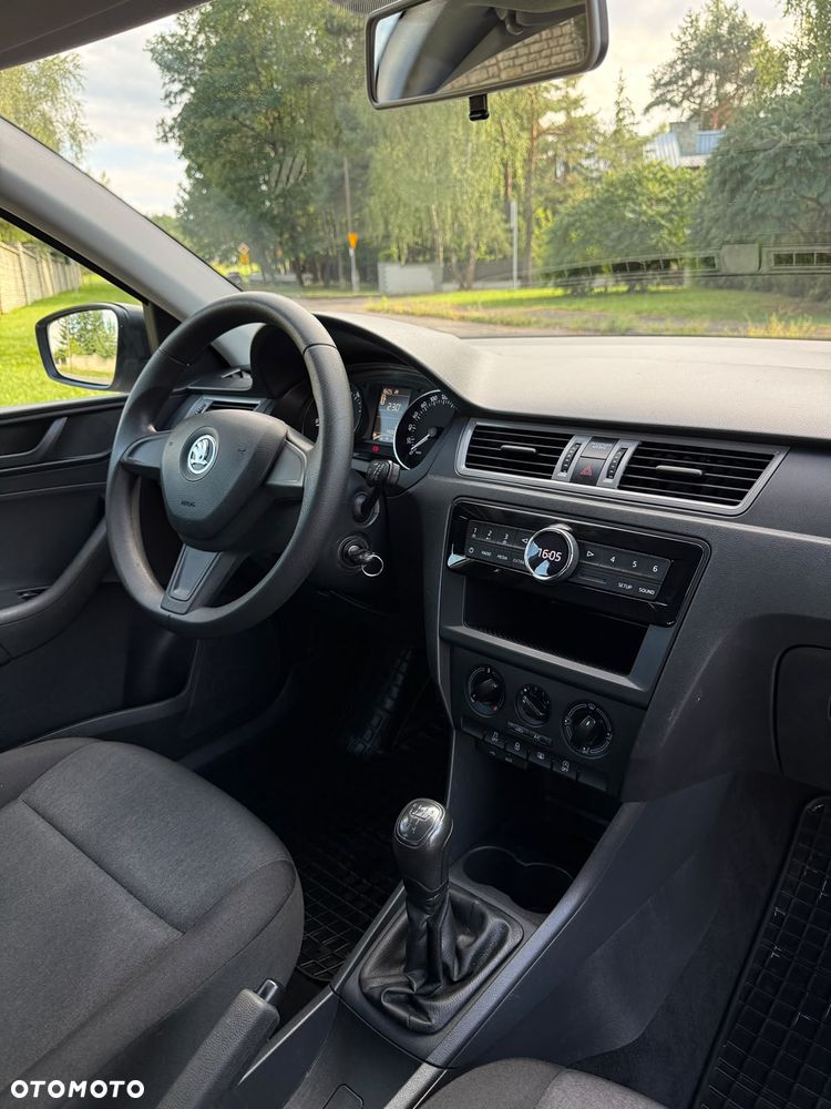 Skoda RAPID 1.2 TSI Ambition - 16