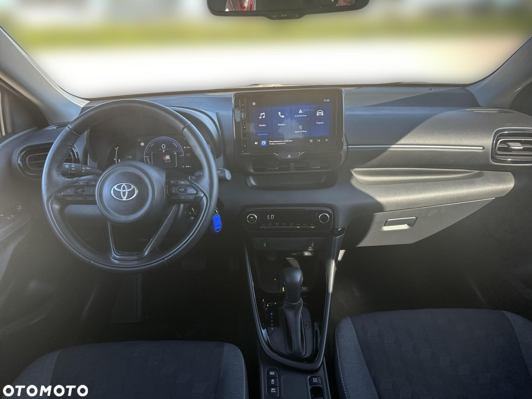 Toyota Yaris - 11