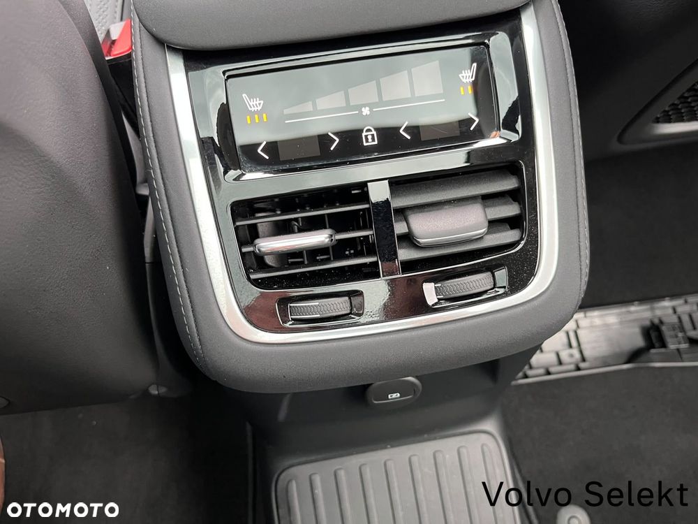 Volvo XC 90 - 36
