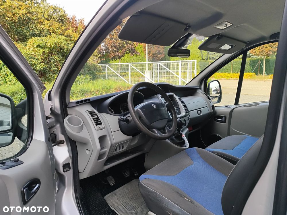 Renault Trafic - 8