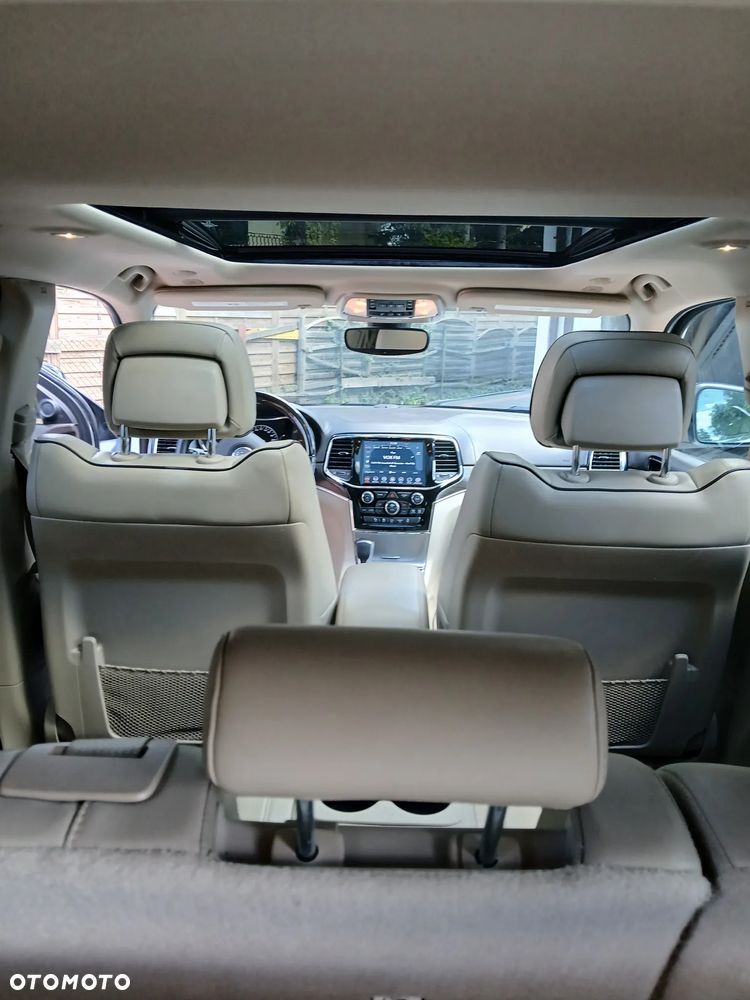 Jeep Grand Cherokee 3.6 V6 Overland - 11