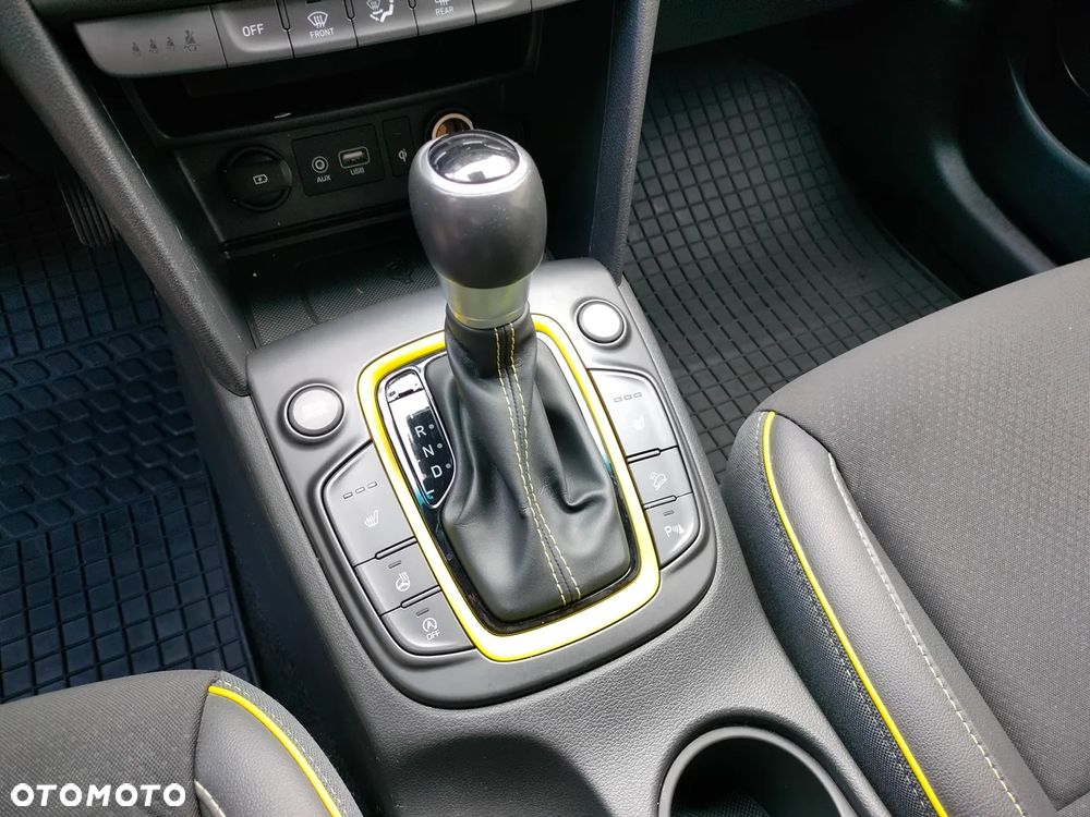 Hyundai Kona 1.6 T-GDI DCT 4WD Premium - 8