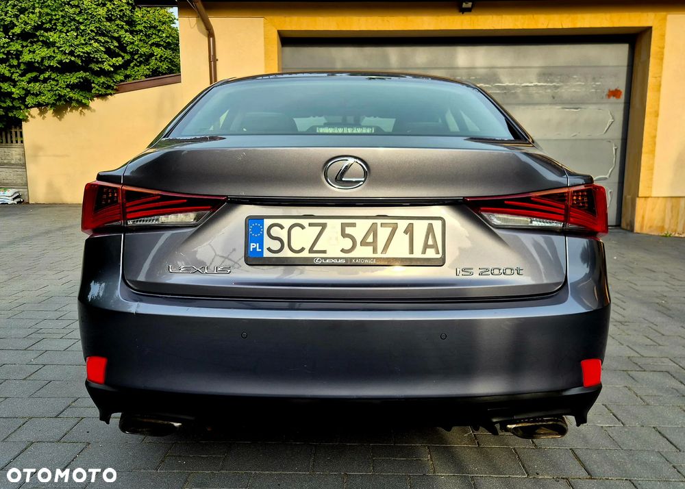 Lexus IS 200t Comfort - 14
