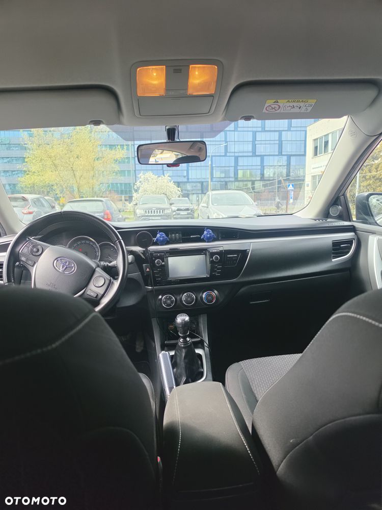 Toyota Corolla 1.6 Active EU6 - 11