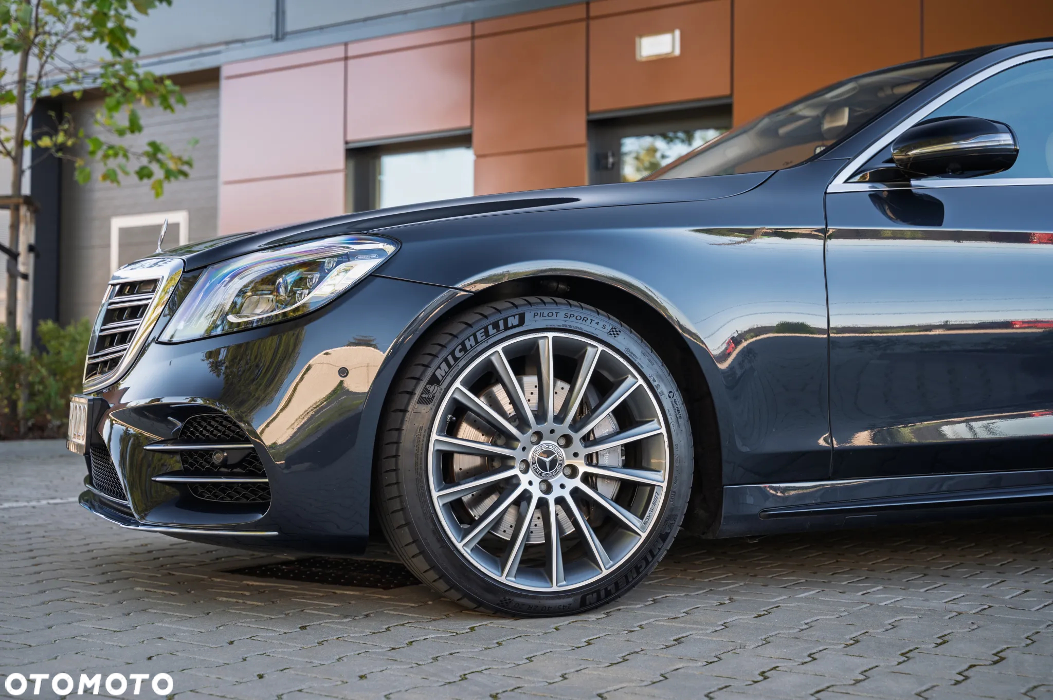 Mercedes-Benz Klasa S 400 d 4-Matic L 9G-TRONIC - 4
