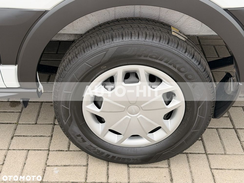 Ford Transit - 25