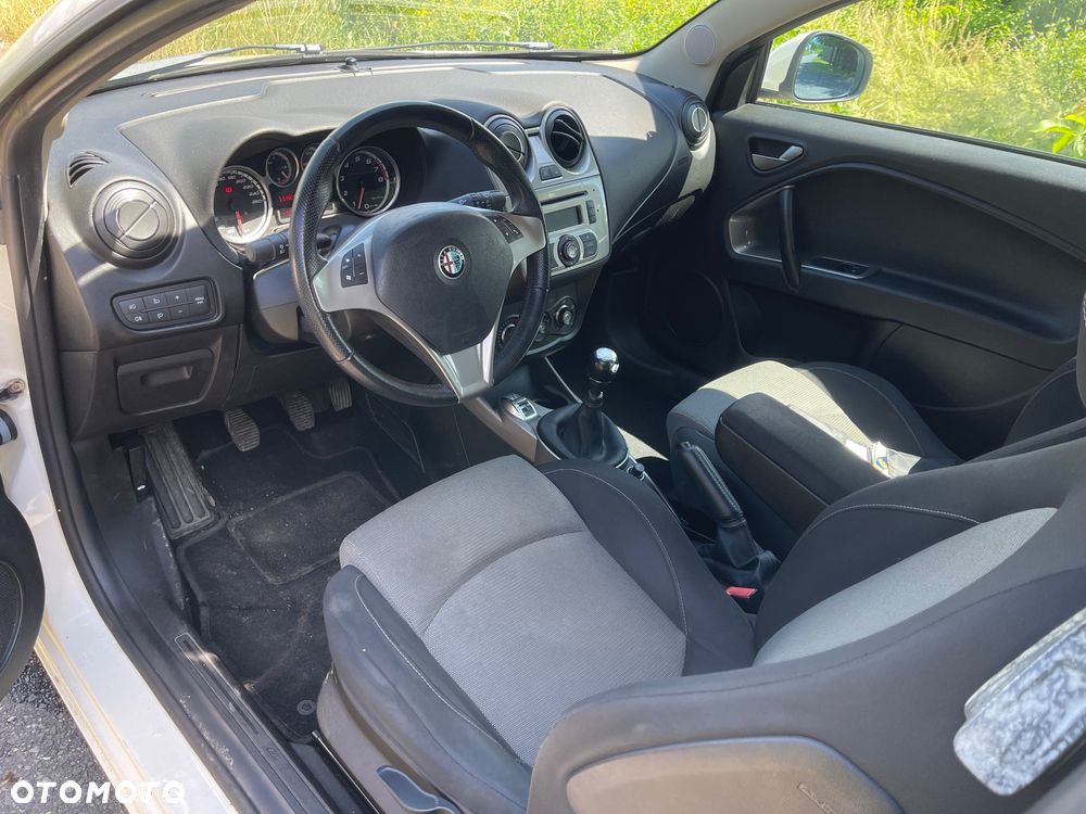 Alfa Romeo Mito 1.4 Distinctive - 10