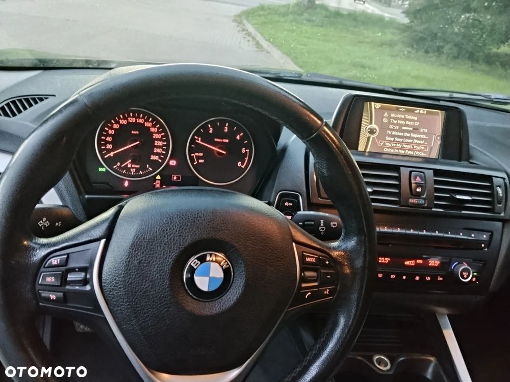 BMW Seria 1 118d - 11