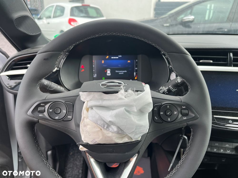 Opel Corsa - 10