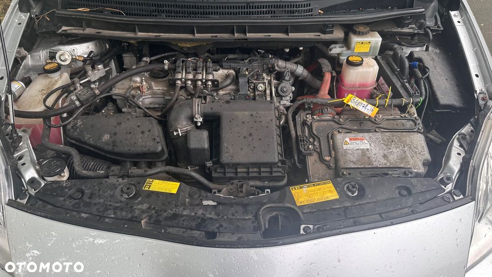 Toyota Prius - 15