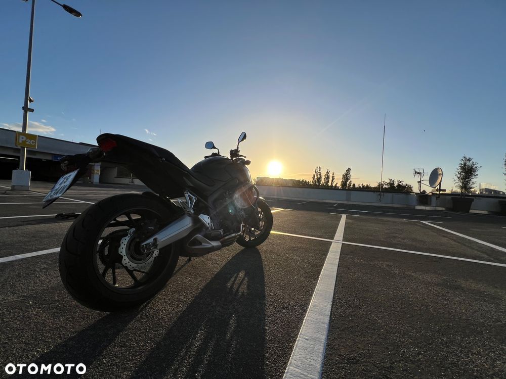 Honda CB - 23