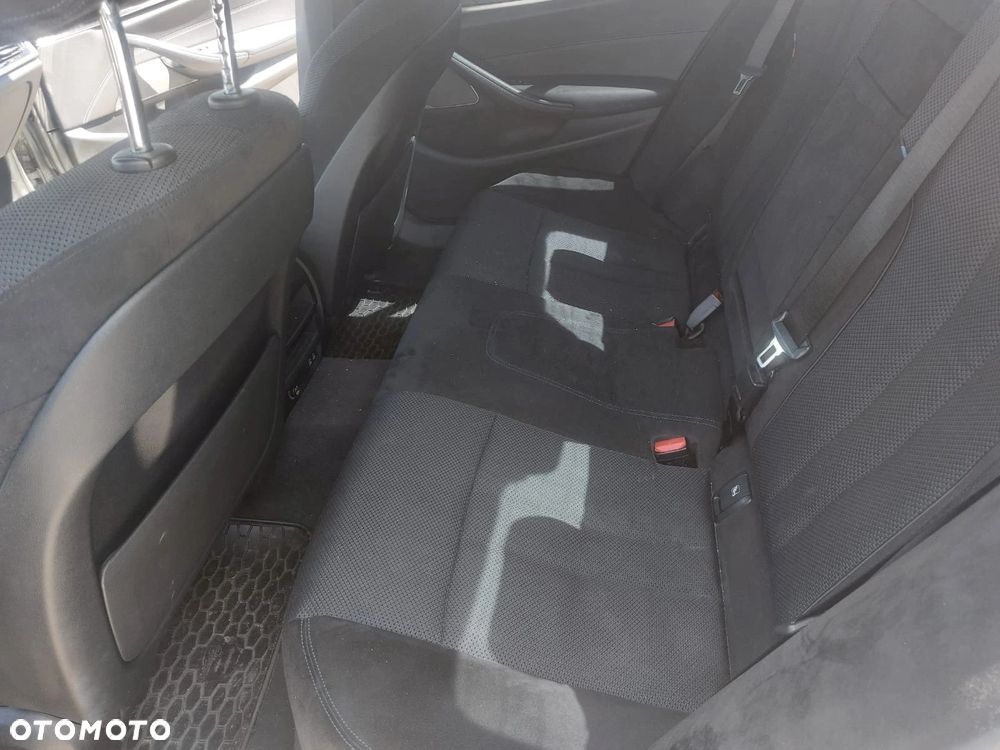 BMW Seria 5 520d xDrive MHEV M Sport sport - 17
