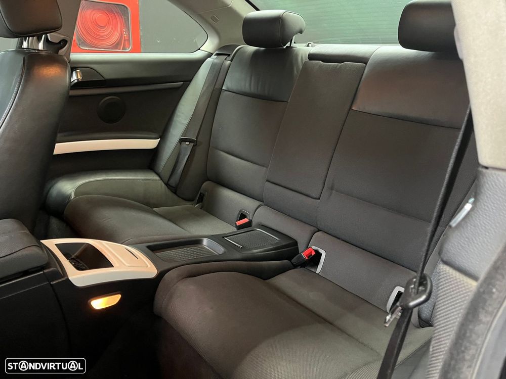 BMW 320 d Aut. M Sport Edition - 10