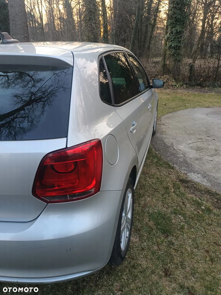 Volkswagen Polo 1.2 MATCH - 9