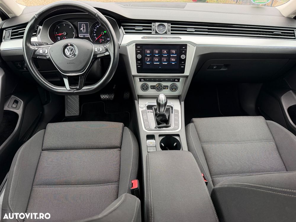Volkswagen Passat 2.0 TDI DSG Highline - 10
