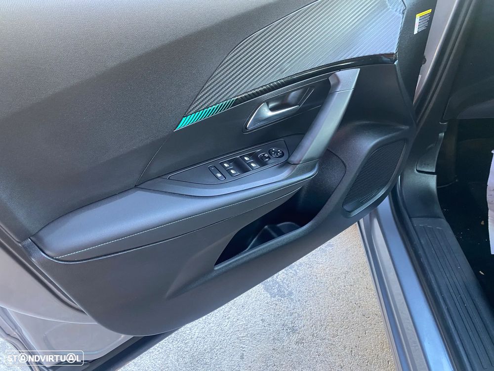 Peugeot 2008 1.5 BlueHDi Allure Pack EAT8 - 6