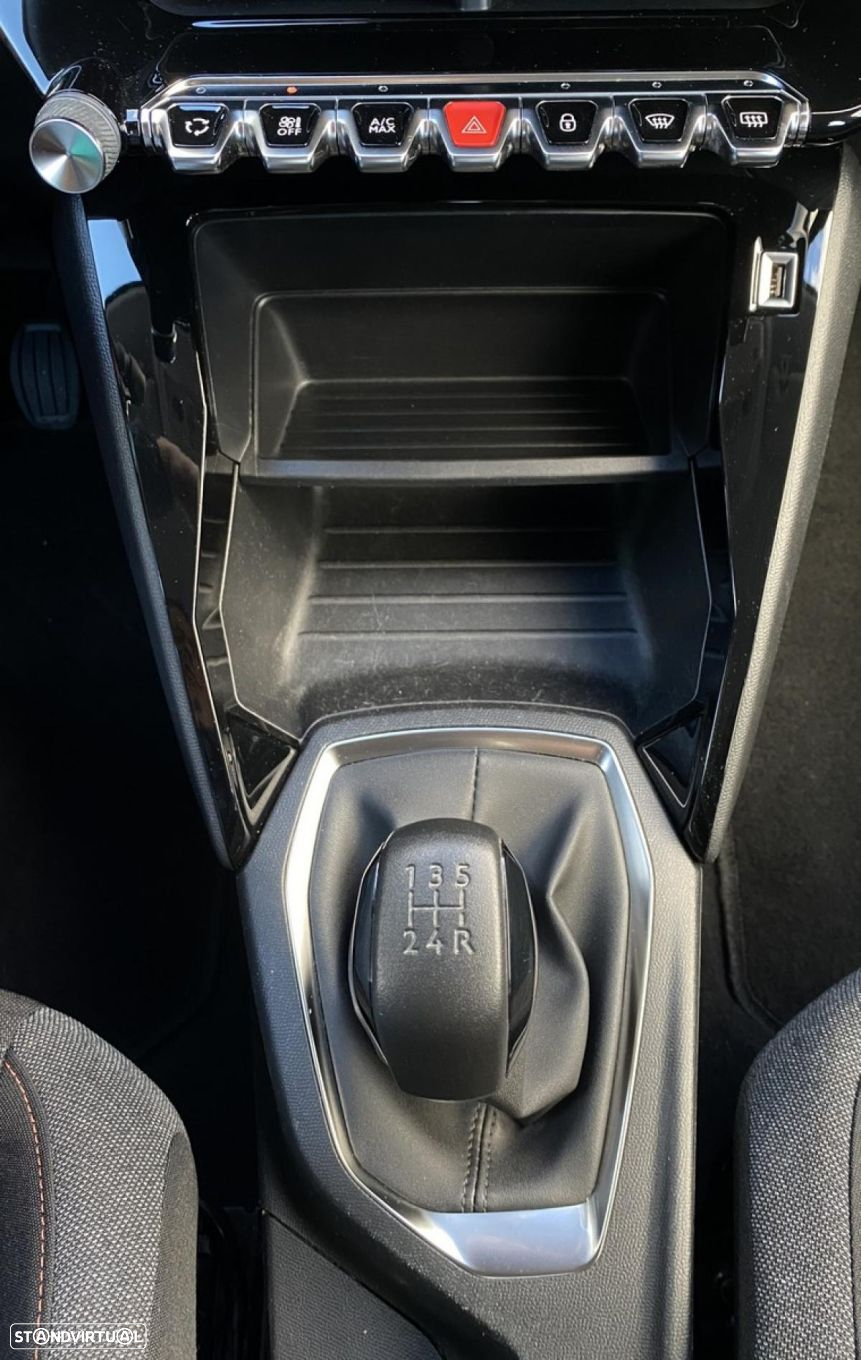 Peugeot 208 1.2 PureTech Active - 28