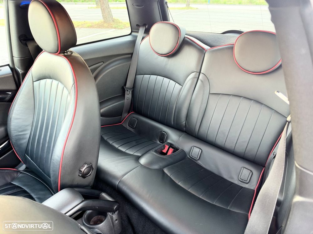 MINI Coupé John Cooper Works - 11