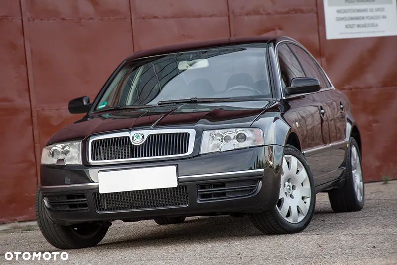 Skoda Superb 2.8 V6 Elegance - 1