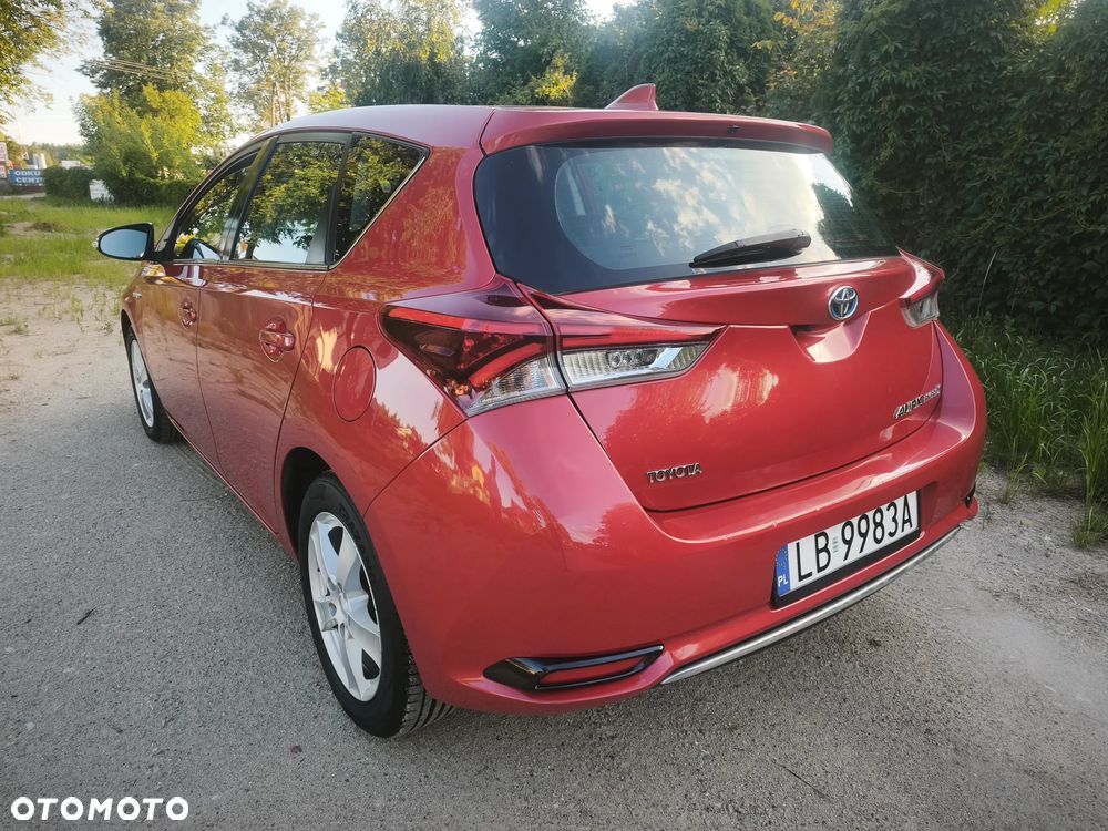 Toyota Auris 1.8 HSD Luna - 4