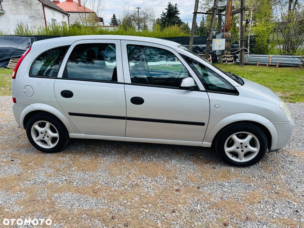Opel Meriva 1.6 16V Cosmo - 6